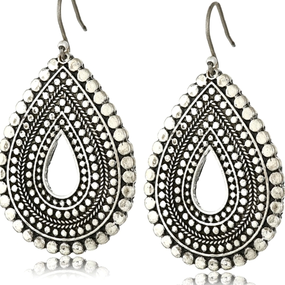 Lucky Brand Jewelry - Lucky Brand Blue Moon Tribal Drop earrings